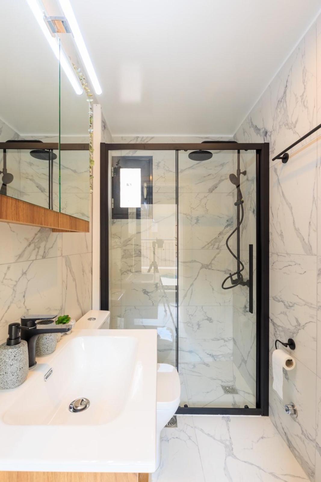 Aiolos Super Lux Suite Jucuzzi Nea Smyrni Centre Athens Exterior photo